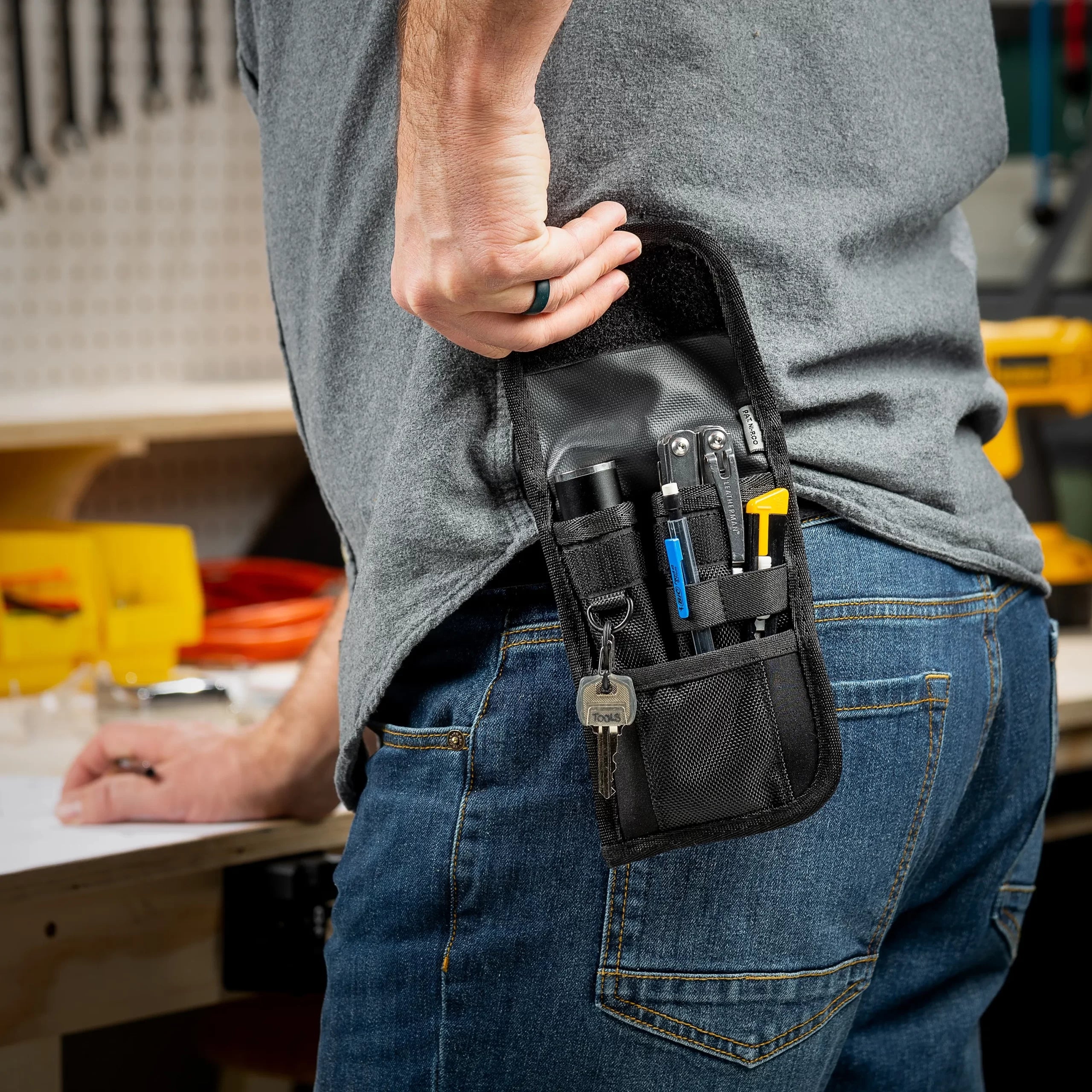 Nite Ize Clip Pock-Its® XL Utility Holster - Tactical & Duty Gear